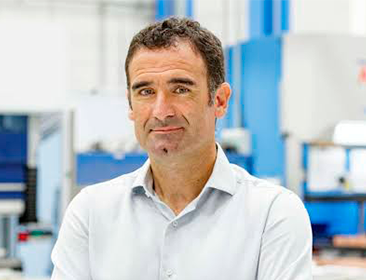 Ramón Bernal Uribarrena